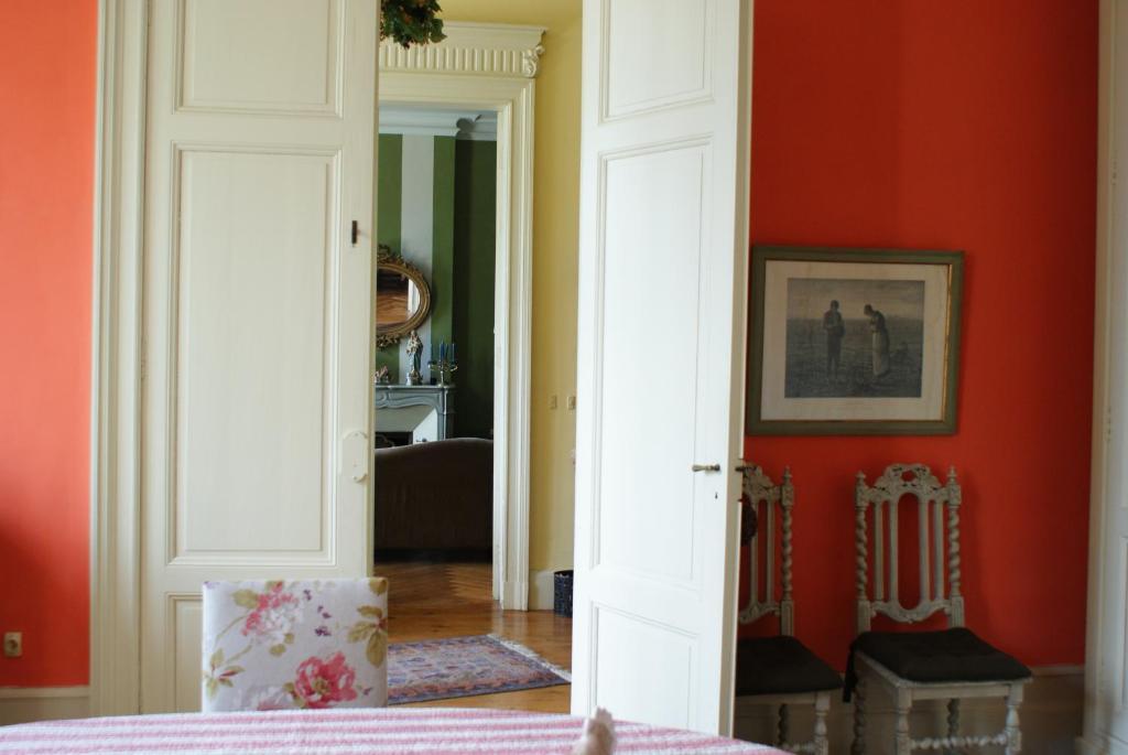 Chateau De Grenier Bed & Breakfast Saint-Léger Eksteriør bilde